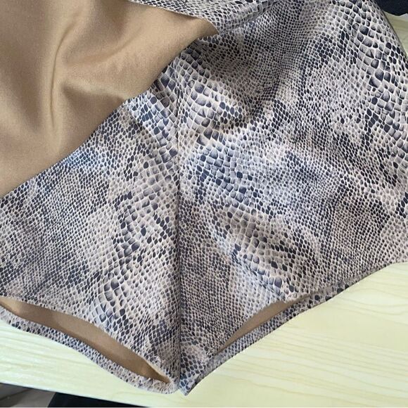 NEW! ZARA Basic Python Print Faux Suede Wrap Skort-Size XS - Picture 7 of 8